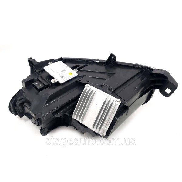 Передние фары Bi-Xenon на Mercedes ML-Class W166 2011-2015 года   ( Европа )