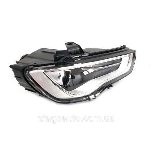 Передние фары Bi-Xenon на Audi A3 8V 2012-2016 года ( Европа )