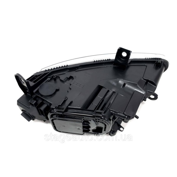 Передние Bi-Xenon фары на Audi A6 C6 2004-2011 года ( No Adaptive )