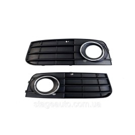 Решетки переднего бампера на Audi A4 B8 2007-2011 год Черные с хром вставкой