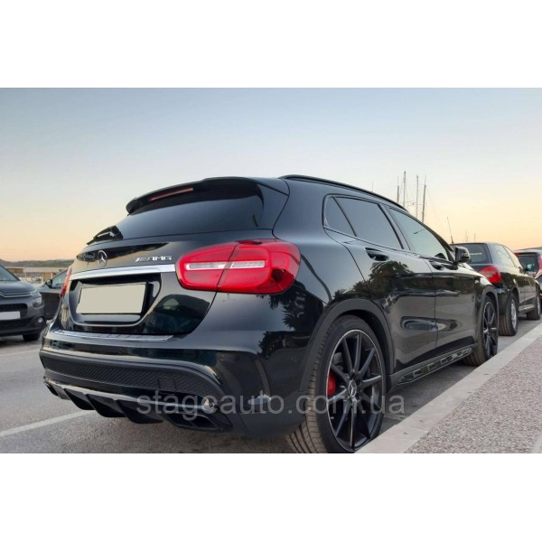 Диффузор заднего бампера на Mercedes GLA-Class X156 2013-2019 года ( стиль AMG45 Черный глянец )