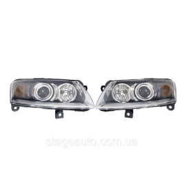 Передние Bi-Xenon фары на Audi A6 C6 2004-2008 года