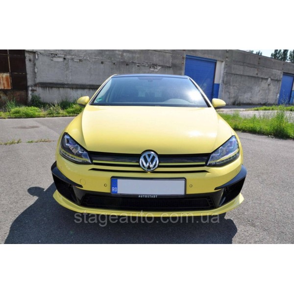 Передний бампер на Volkswagen Golf VII 2012-2017 года ( стиль Golf R400 )