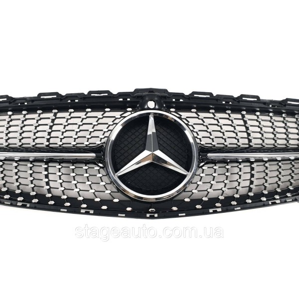 Решетка радиатора на Mercedes C-Class W205 2014-2018 год Diamond Black ( с местом под камеру )