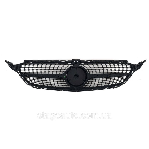 Решетка радиатора на Mercedes C-Class W205 2014-2018 год Diamond Black ( с местом под камеру )