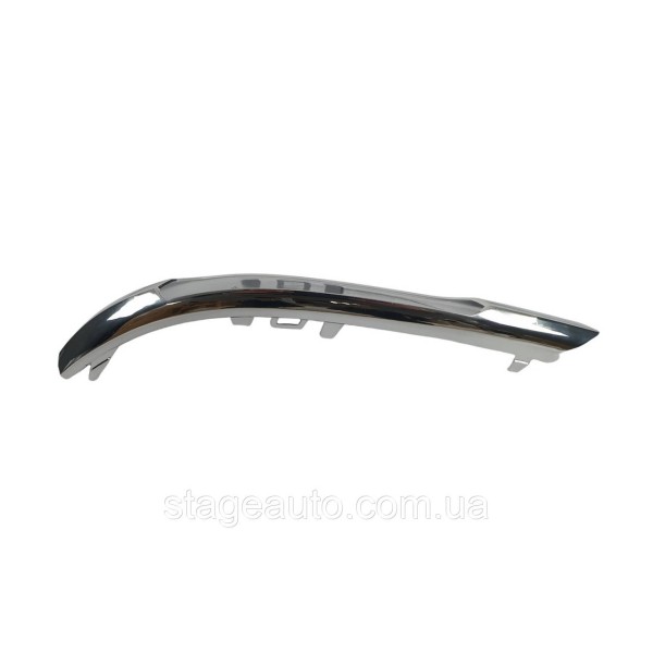 RH хром накладка в решетку переднего бампера на Mercedes C-Class W204 2011-2014 года