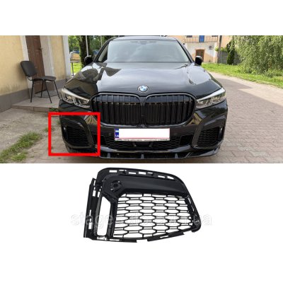 Решітка в бампер ( RH ) на BMW 7 Series G11 / G12 2019-2022 року ( M-Paket )
