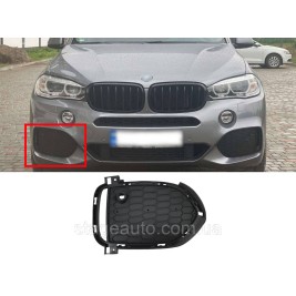 Решітка в бампер ( RH ) для BMW X5 F15 2013-2018 року ( M-Paket ) 51118064636