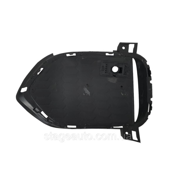 Решітка в бампер ( RH ) для BMW X5 F15 2013-2018 року ( M-Paket ) 51118064636